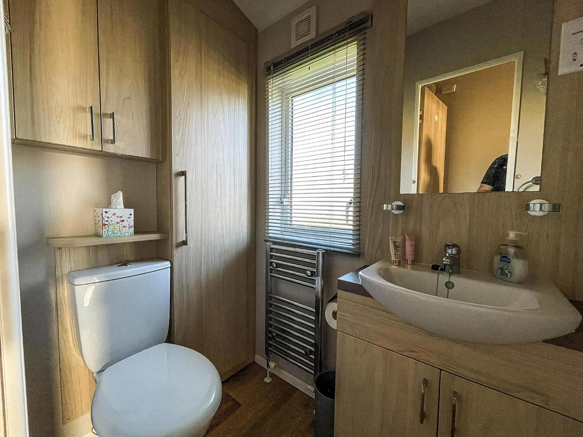 Wonderful 6 Berth Caravan For Hire By A Stunning Norfolk Beach Ref 19006Sd Scratby Экстерьер фото